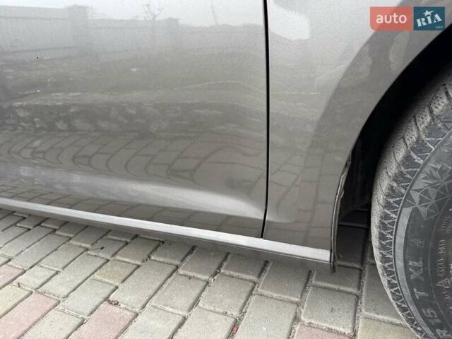 Серый Фольксваген e-Golf, объемом двигателя 0 л и пробегом 90 тыс. км за 8000 $, фото 3 на Automoto.ua