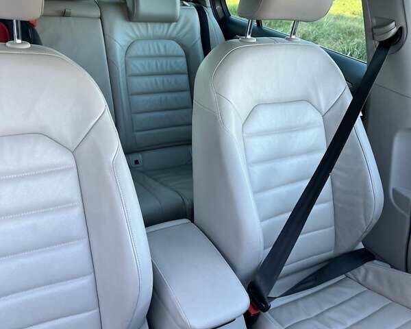 Сірий Фольксваген e-Golf, об'ємом двигуна 0 л та пробігом 103 тис. км за 9333 $, фото 2 на Automoto.ua