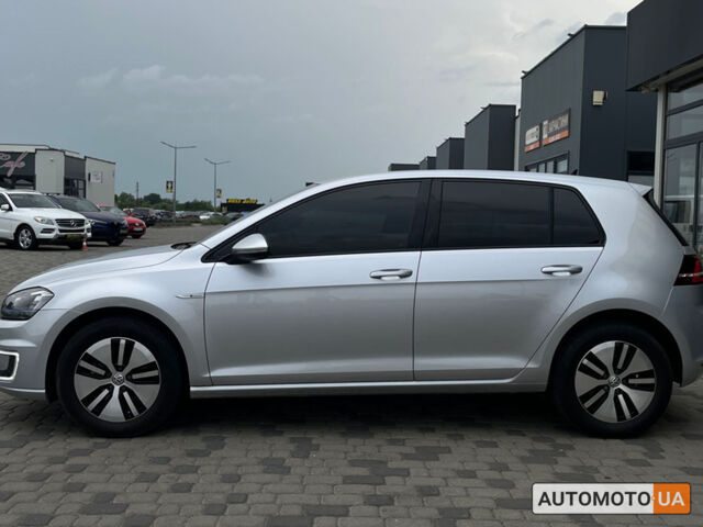 Серый Фольксваген e-Golf, объемом двигателя 24 л и пробегом 128 тыс. км за 10500 $, фото 3 на Automoto.ua