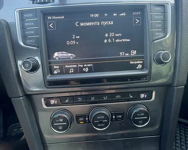 Сірий Фольксваген e-Golf, об'ємом двигуна 0 л та пробігом 118 тис. км за 9700 $, фото 6 на Automoto.ua