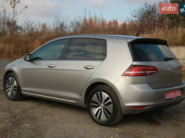 Серый Фольксваген e-Golf, объемом двигателя 0 л и пробегом 162 тыс. км за 8499 $, фото 48 на Automoto.ua