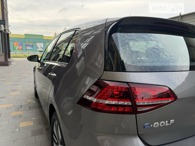 Сірий Фольксваген e-Golf, об'ємом двигуна 0 л та пробігом 105 тис. км за 9333 $, фото 12 на Automoto.ua