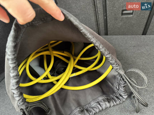 Серый Фольксваген e-Golf, объемом двигателя 0 л и пробегом 136 тыс. км за 7600 $, фото 14 на Automoto.ua