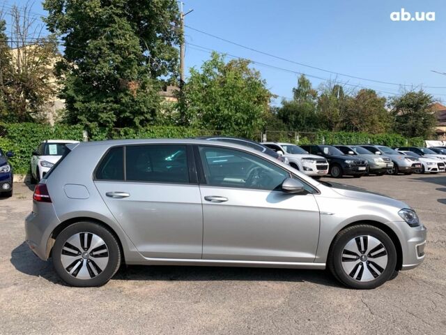 Серый Фольксваген e-Golf, объемом двигателя 0 л и пробегом 111 тыс. км за 9790 $, фото 3 на Automoto.ua