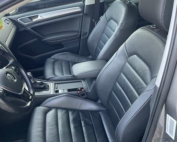 Сірий Фольксваген e-Golf, об'ємом двигуна 0 л та пробігом 118 тис. км за 9700 $, фото 8 на Automoto.ua