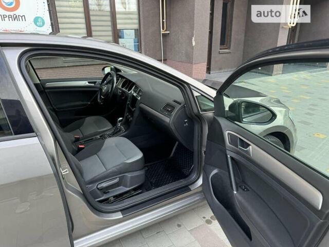 Сірий Фольксваген e-Golf, об'ємом двигуна 0 л та пробігом 105 тис. км за 9333 $, фото 24 на Automoto.ua