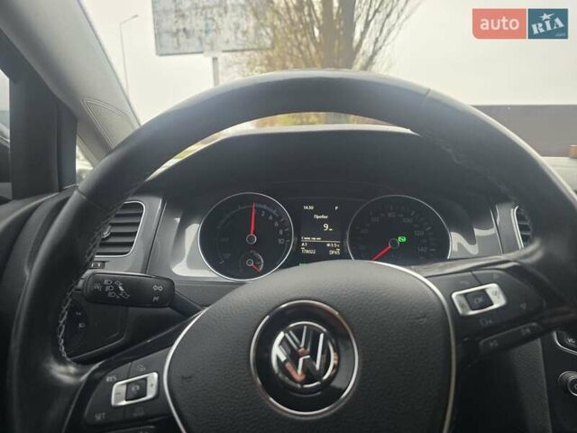 Серый Фольксваген e-Golf, объемом двигателя 0 л и пробегом 170 тыс. км за 7800 $, фото 35 на Automoto.ua