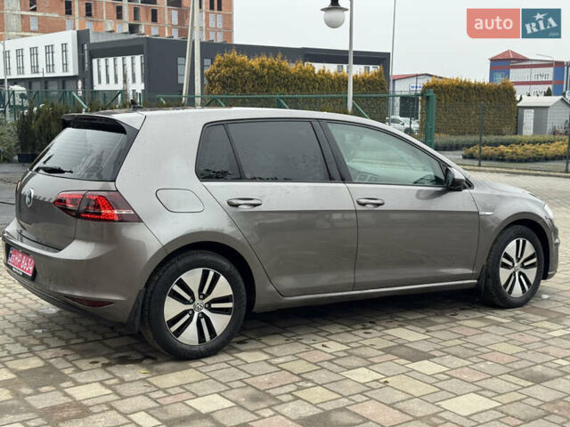 Серый Фольксваген e-Golf, объемом двигателя 0 л и пробегом 136 тыс. км за 7600 $, фото 5 на Automoto.ua