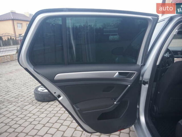 Сірий Фольксваген e-Golf, об'ємом двигуна 0 л та пробігом 124 тис. км за 8444 $, фото 44 на Automoto.ua