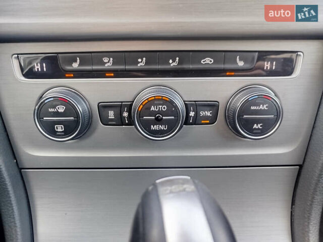 Сірий Фольксваген e-Golf, об'ємом двигуна 1.6 л та пробігом 400 тис. км за 9500 $, фото 1 на Automoto.ua