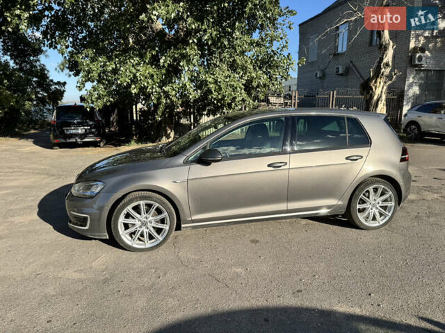 Серый Фольксваген e-Golf, объемом двигателя 0 л и пробегом 114 тыс. км за 10500 $, фото 16 на Automoto.ua