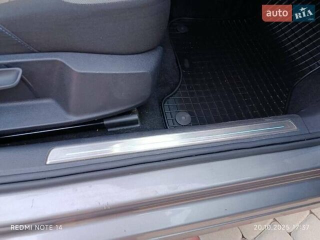 Серый Фольксваген e-Golf, объемом двигателя 0 л и пробегом 136 тыс. км за 7750 $, фото 17 на Automoto.ua