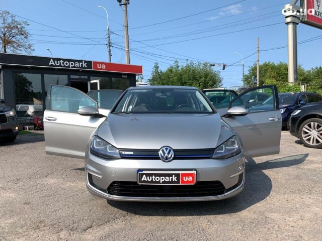 Серый Фольксваген e-Golf, объемом двигателя 0 л и пробегом 111 тыс. км за 9790 $, фото 14 на Automoto.ua