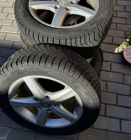 Серый Фольксваген e-Golf, объемом двигателя 0 л и пробегом 133 тыс. км за 8400 $, фото 1 на Automoto.ua