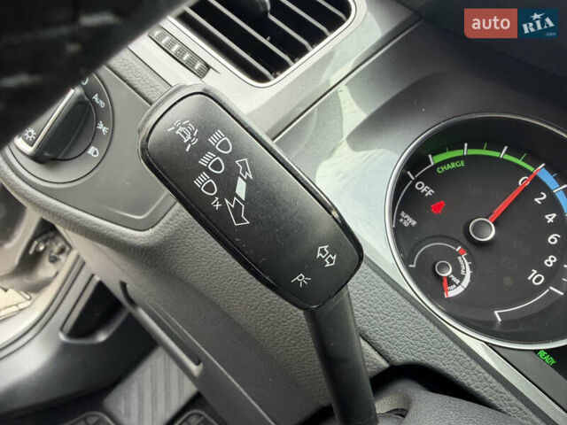 Серый Фольксваген e-Golf, объемом двигателя 0 л и пробегом 99 тыс. км за 9490 $, фото 44 на Automoto.ua