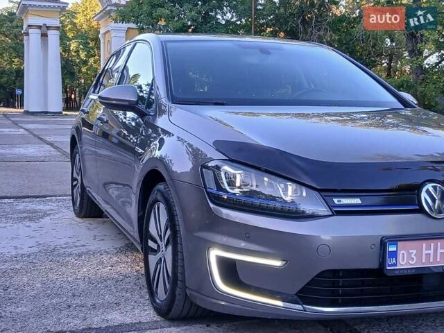 Серый Фольксваген e-Golf, объемом двигателя 0 л и пробегом 142 тыс. км за 9700 $, фото 23 на Automoto.ua