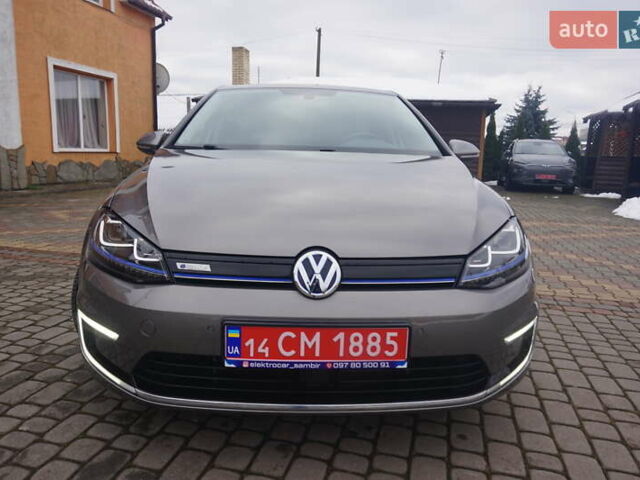 Серый Фольксваген e-Golf, объемом двигателя 0 л и пробегом 96 тыс. км за 8500 $, фото 14 на Automoto.ua