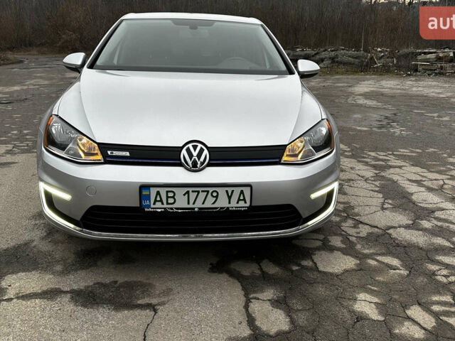 Сірий Фольксваген e-Golf, об'ємом двигуна 0 л та пробігом 67 тис. км за 11500 $, фото 6 на Automoto.ua