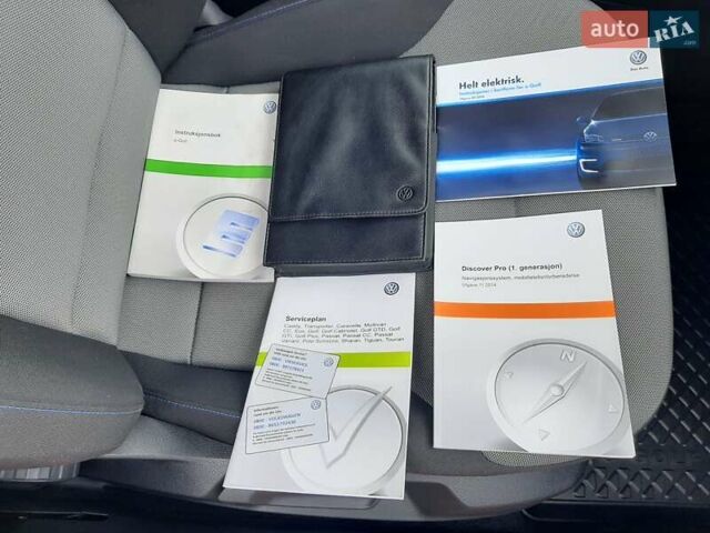 Сірий Фольксваген e-Golf, об'ємом двигуна 0 л та пробігом 97 тис. км за 9500 $, фото 27 на Automoto.ua