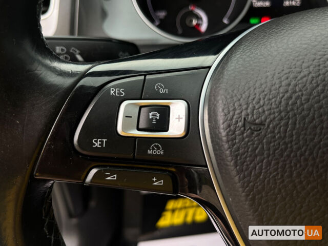 Серый Фольксваген e-Golf, объемом двигателя 24 л и пробегом 128 тыс. км за 10500 $, фото 17 на Automoto.ua