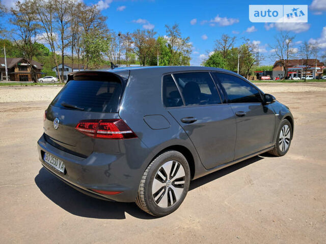 Серый Фольксваген e-Golf, объемом двигателя 0 л и пробегом 85 тыс. км за 11400 $, фото 4 на Automoto.ua