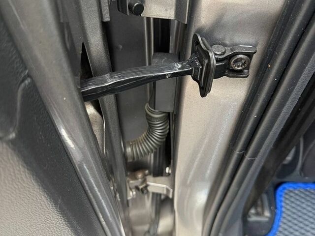 Сірий Фольксваген e-Golf, об'ємом двигуна 0 л та пробігом 127 тис. км за 10999 $, фото 31 на Automoto.ua