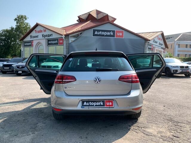 Серый Фольксваген e-Golf, объемом двигателя 0 л и пробегом 111 тыс. км за 9790 $, фото 16 на Automoto.ua