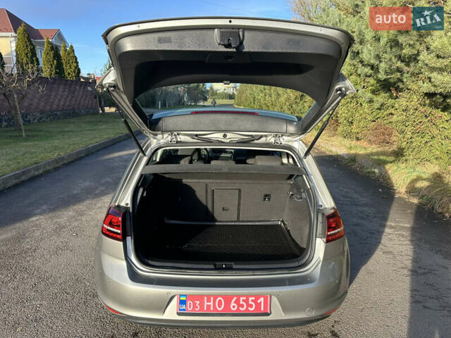 Серый Фольксваген e-Golf, объемом двигателя 0 л и пробегом 60 тыс. км за 9463 $, фото 19 на Automoto.ua