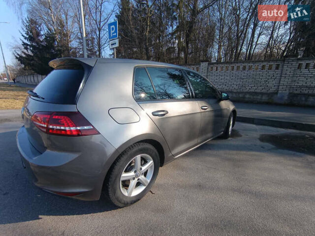 Серый Фольксваген e-Golf, объемом двигателя 0 л и пробегом 80 тыс. км за 8900 $, фото 3 на Automoto.ua