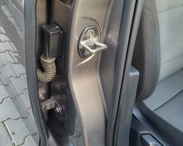 Сірий Фольксваген e-Golf, об'ємом двигуна 0 л та пробігом 154 тис. км за 9300 $, фото 136 на Automoto.ua