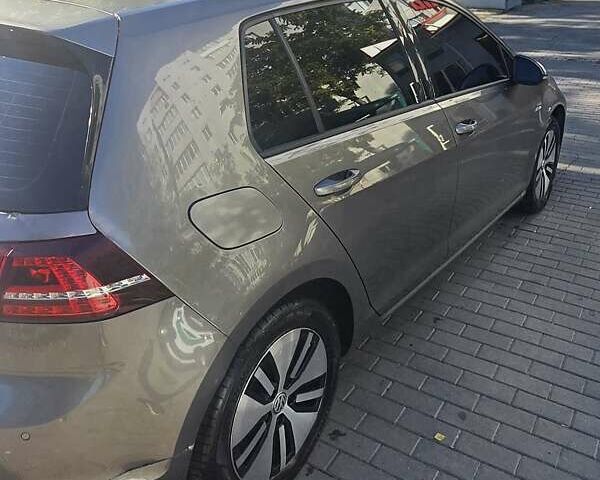 Сірий Фольксваген e-Golf, об'ємом двигуна 0 л та пробігом 226 тис. км за 7000 $, фото 11 на Automoto.ua