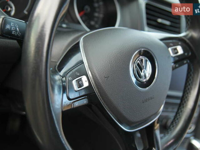 Серый Фольксваген e-Golf, объемом двигателя 0 л и пробегом 162 тыс. км за 8499 $, фото 30 на Automoto.ua