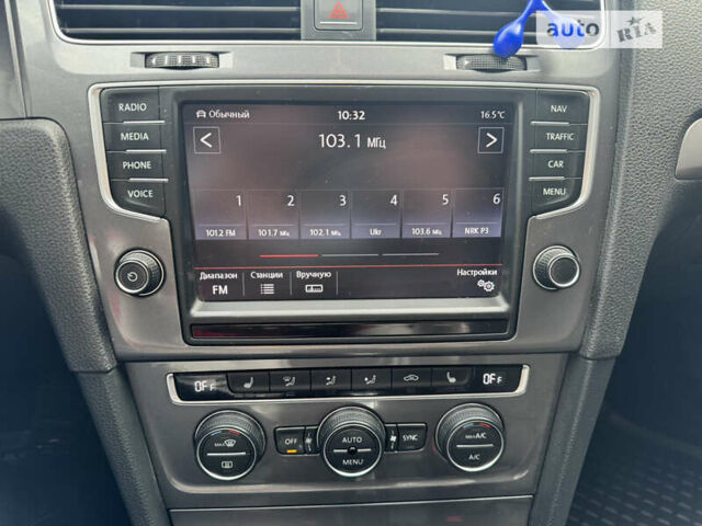 Сірий Фольксваген e-Golf, об'ємом двигуна 0 л та пробігом 121 тис. км за 9000 $, фото 35 на Automoto.ua