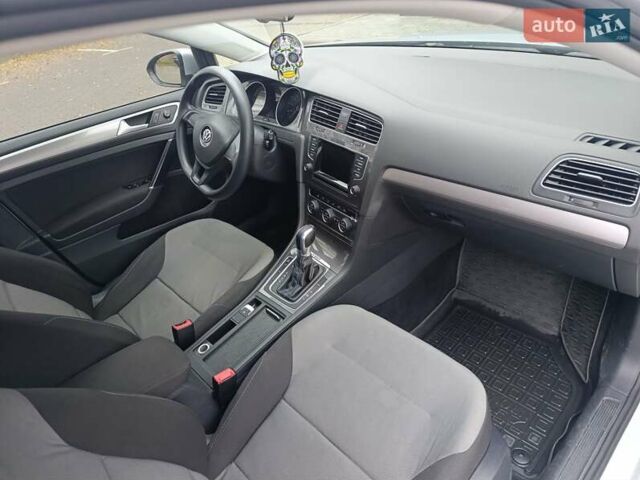 Сірий Фольксваген e-Golf, об'ємом двигуна 0 л та пробігом 111 тис. км за 7700 $, фото 6 на Automoto.ua