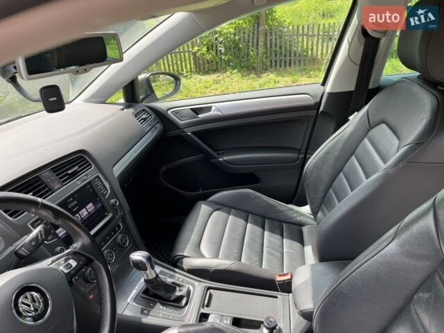 Серый Фольксваген e-Golf, объемом двигателя 0 л и пробегом 128 тыс. км за 9500 $, фото 5 на Automoto.ua