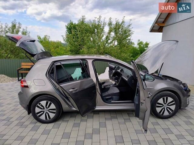 Серый Фольксваген e-Golf, объемом двигателя 0 л и пробегом 135 тыс. км за 8999 $, фото 29 на Automoto.ua