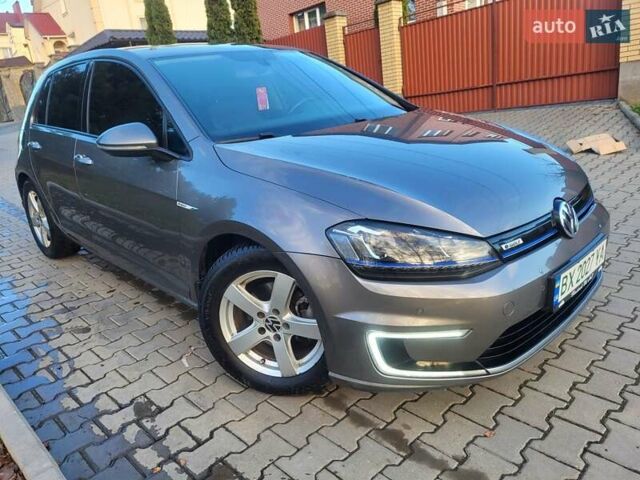 Сірий Фольксваген e-Golf, об'ємом двигуна 0 л та пробігом 154 тис. км за 9300 $, фото 7 на Automoto.ua