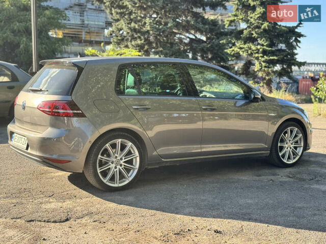 Серый Фольксваген e-Golf, объемом двигателя 0 л и пробегом 114 тыс. км за 10500 $, фото 11 на Automoto.ua