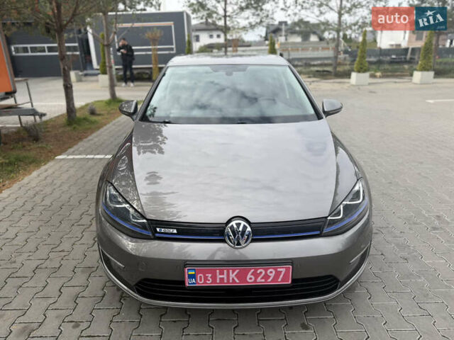 Серый Фольксваген e-Golf, объемом двигателя 0 л и пробегом 99 тыс. км за 9490 $, фото 34 на Automoto.ua