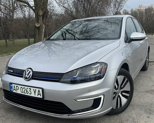 Сірий Фольксваген e-Golf, об'ємом двигуна 0 л та пробігом 44 тис. км за 14300 $, фото 1 на Automoto.ua