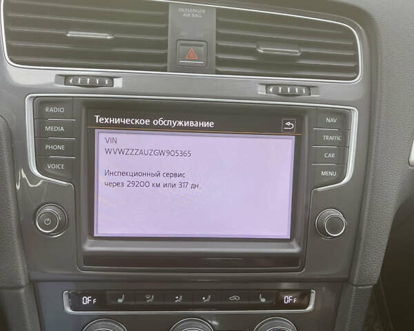 Серый Фольксваген e-Golf, объемом двигателя 0 л и пробегом 137 тыс. км за 8999 $, фото 17 на Automoto.ua