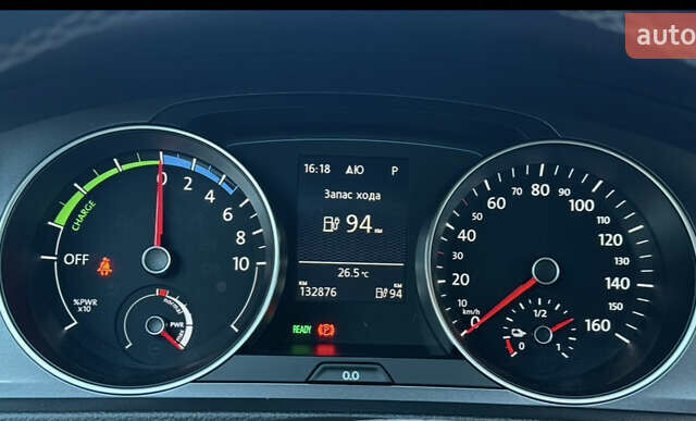 Серый Фольксваген e-Golf, объемом двигателя 0 л и пробегом 133 тыс. км за 8400 $, фото 27 на Automoto.ua