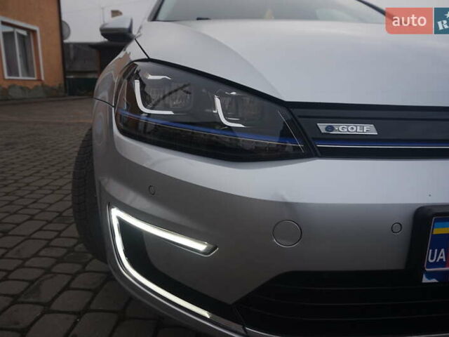 Сірий Фольксваген e-Golf, об'ємом двигуна 0 л та пробігом 124 тис. км за 8444 $, фото 22 на Automoto.ua