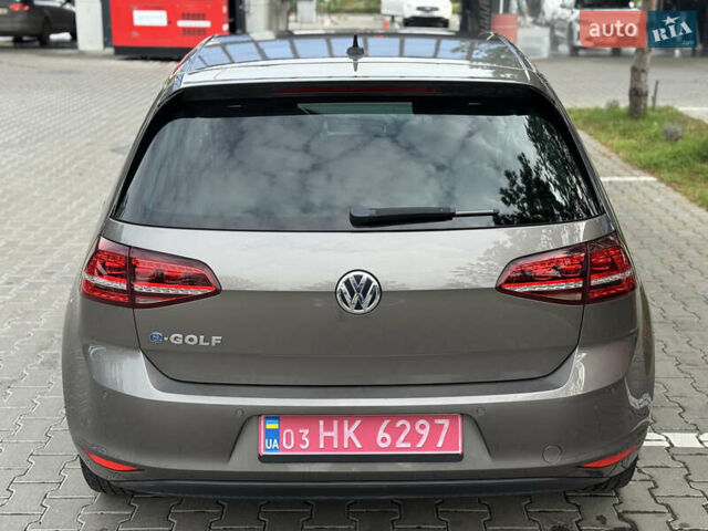 Серый Фольксваген e-Golf, объемом двигателя 0 л и пробегом 99 тыс. км за 9490 $, фото 6 на Automoto.ua