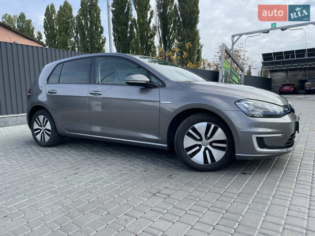 Фольксваген e-Golf 2015 в Кропивницком (Кировограде) на Automoto.ua Серый Фольксваген e-Golf, объемом двигателя 0 л и пробегом 131 тыс. км за 8800 $, фото 1 на Automoto.ua