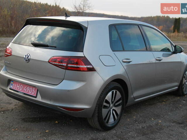 Серый Фольксваген e-Golf, объемом двигателя 0 л и пробегом 162 тыс. км за 8499 $, фото 61 на Automoto.ua