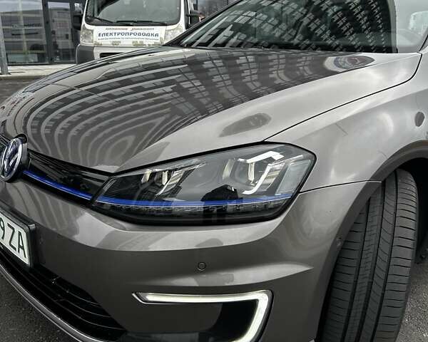 Сірий Фольксваген e-Golf, об'ємом двигуна 0 л та пробігом 144 тис. км за 10500 $, фото 8 на Automoto.ua