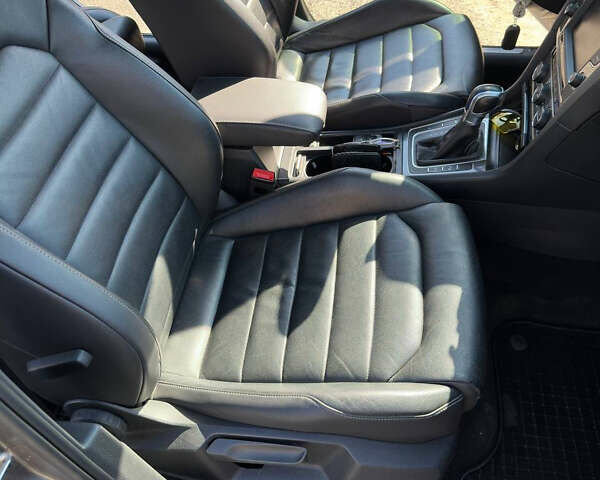 Сірий Фольксваген e-Golf, об'ємом двигуна 0 л та пробігом 150 тис. км за 9200 $, фото 27 на Automoto.ua