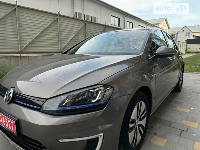 Сірий Фольксваген e-Golf, об'ємом двигуна 0 л та пробігом 105 тис. км за 9333 $, фото 9 на Automoto.ua