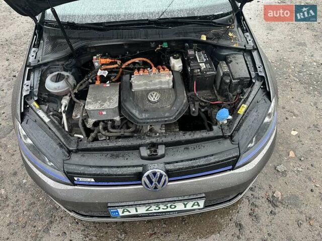 Сірий Фольксваген e-Golf, об'ємом двигуна 0 л та пробігом 167 тис. км за 9600 $, фото 10 на Automoto.ua